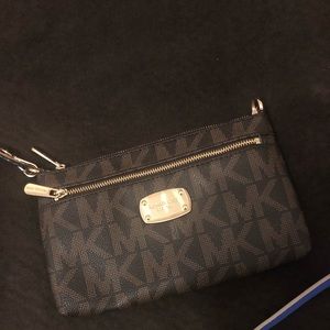 MICHAEL Michael Kors Bags - Michael Kors Wristlet MICHAEL Michael Kors Bags - Michael Kors Wristlet